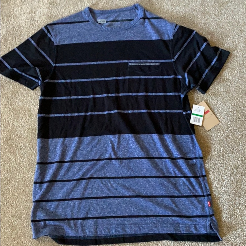 Levi’s Men’s tshirt